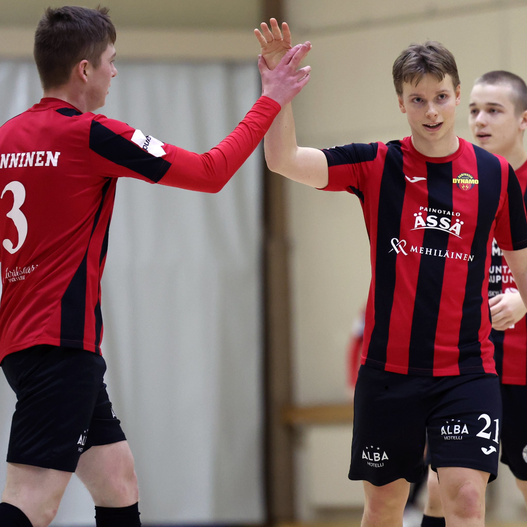 RAPORTTI: Varamiehinen KaDy jälleen tappioon, SoVo iski voittomaalin viime sekunneilla