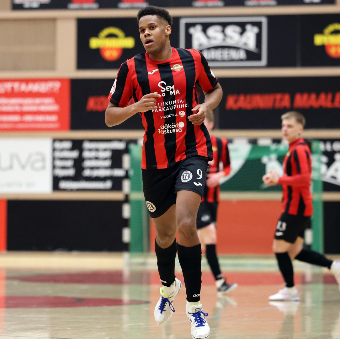 ENNAKKO: Runkosarja lähenee loppua, FC Kemi Jyväskylään