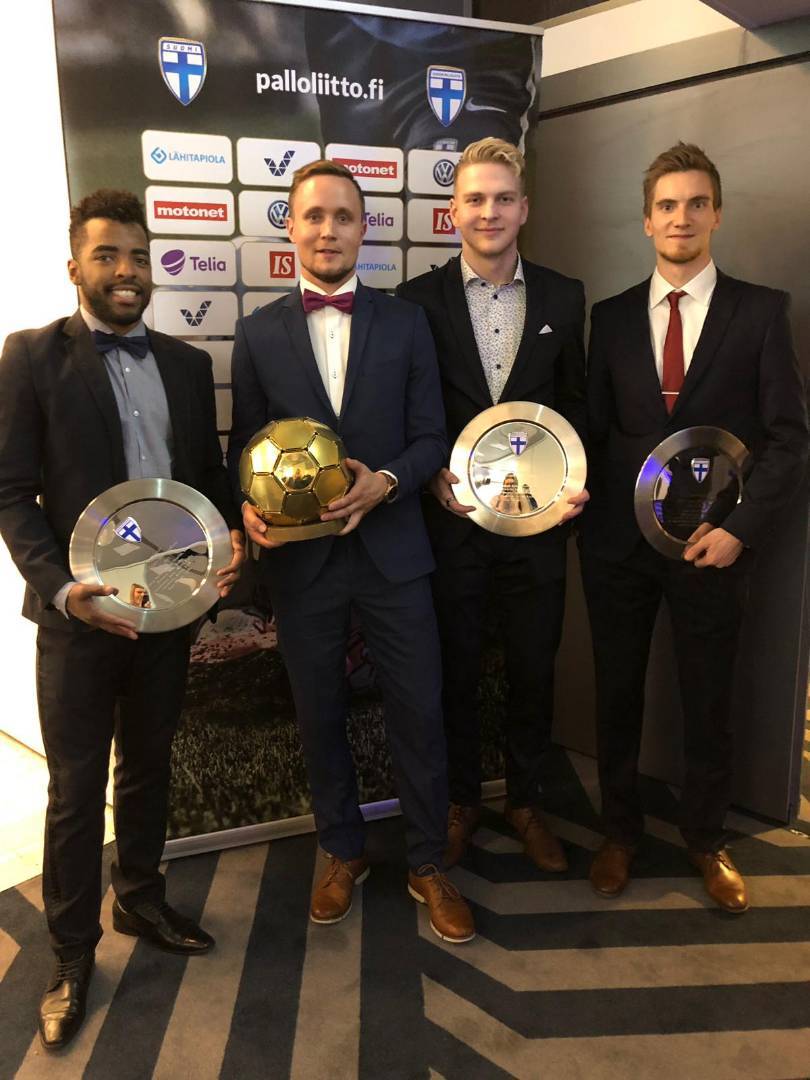 KaDylle palkintoja Palloliiton Futsalgaalassa