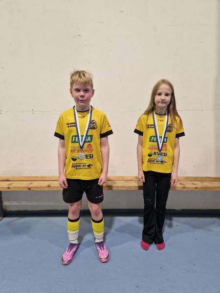 Tekniikkakisoista mitaleja!