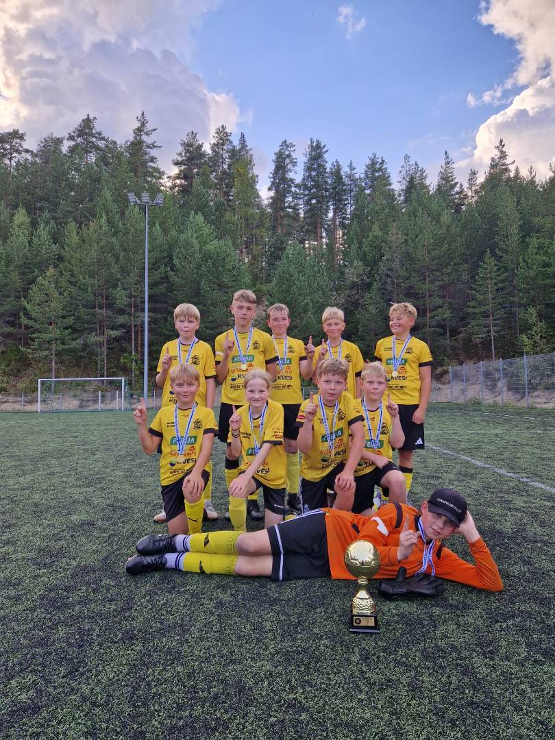 Kultaa Comets Cupista Jyväskylästä!