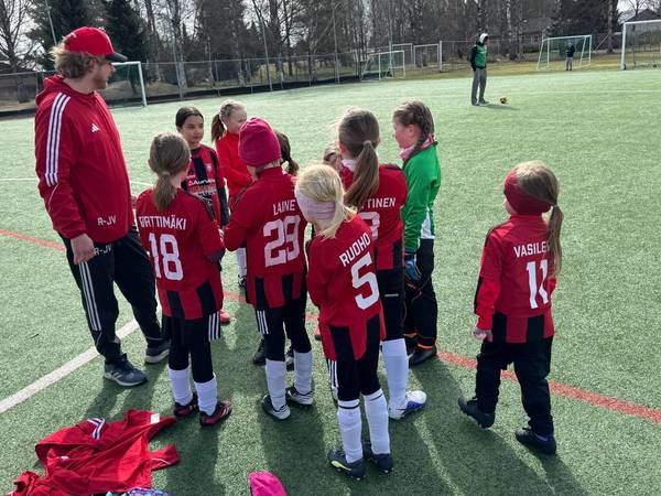 T7–9-tyttöjen sarjakausi käyntiin Toejoella
