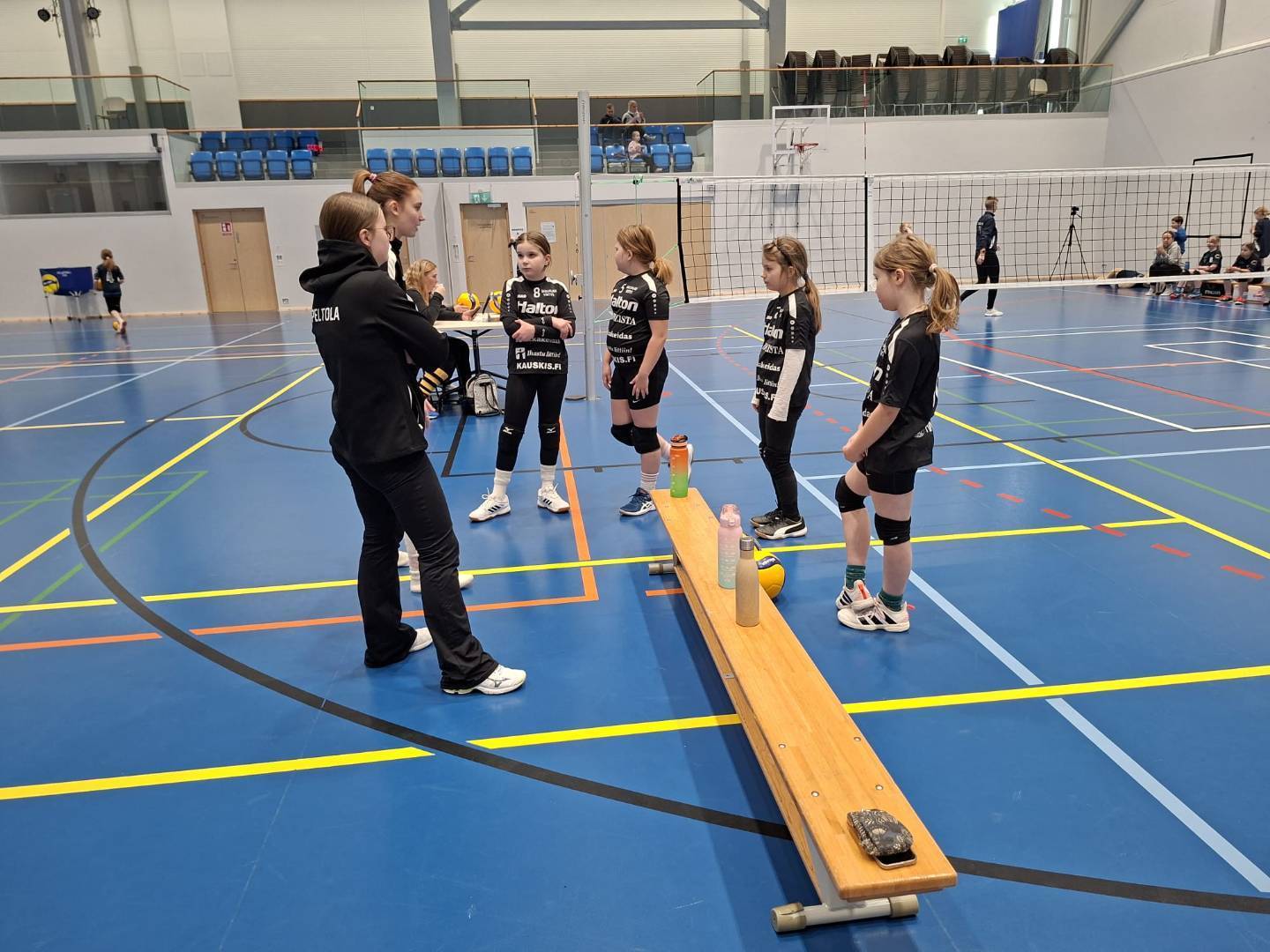 U11-joukkueet Mäntyharjulla ja Vantaalla