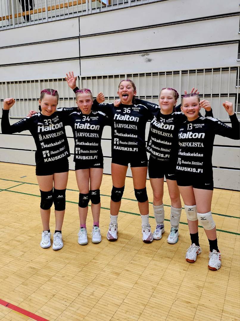 U13-tyttöjen AM-sarja, sijat 1-6
