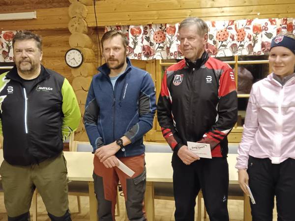 Metsän Tähden Yö-cup päätökseen Halsuan Käpylässä