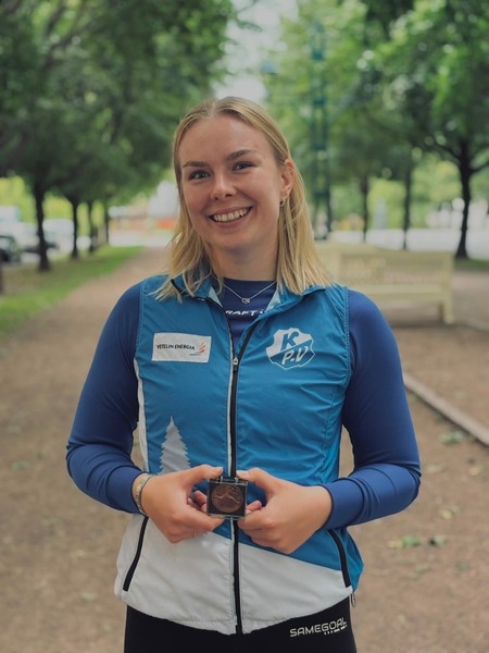Annille hopeaa ja Sallalle pronssia nuorten SM-kisoista
