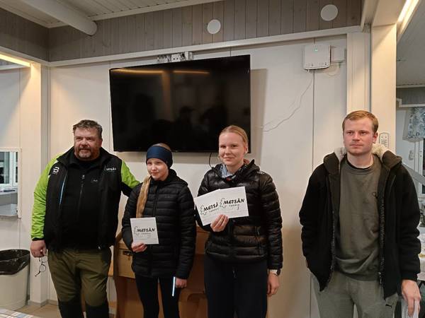 Metsän Tähden Yö cup päättyi Halsualla