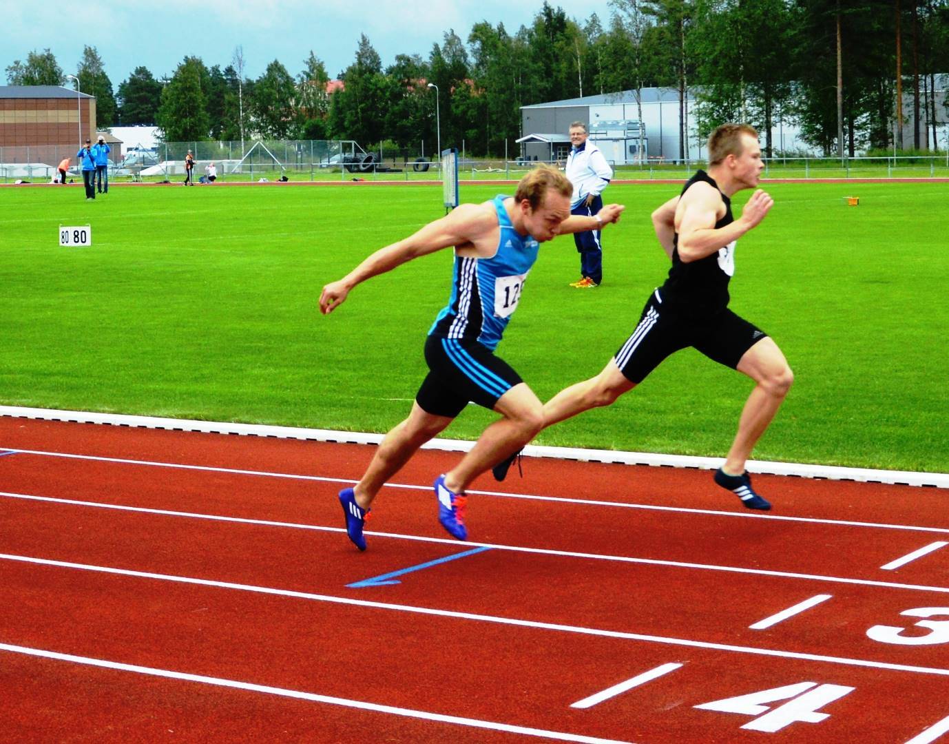 Mikko Laaksonen 200 metrin yllätysmestari