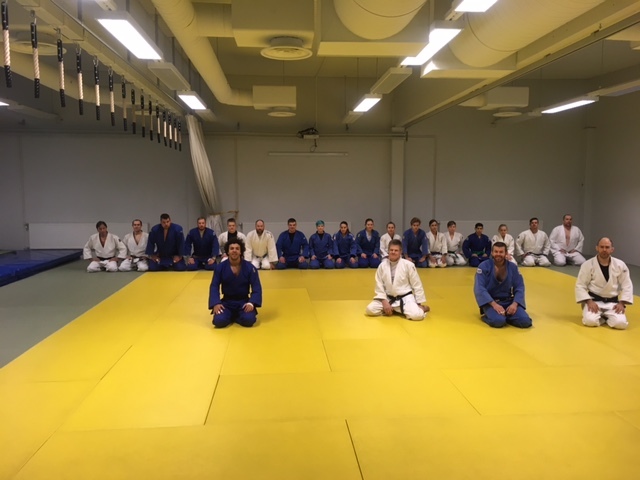 Kinkunsulatusleiri veti judokat liikkeelle