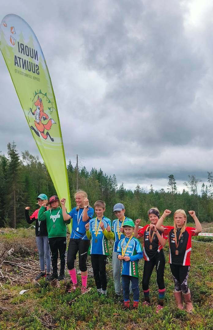 Monien kisojen viikonlopusta mitalisadetta