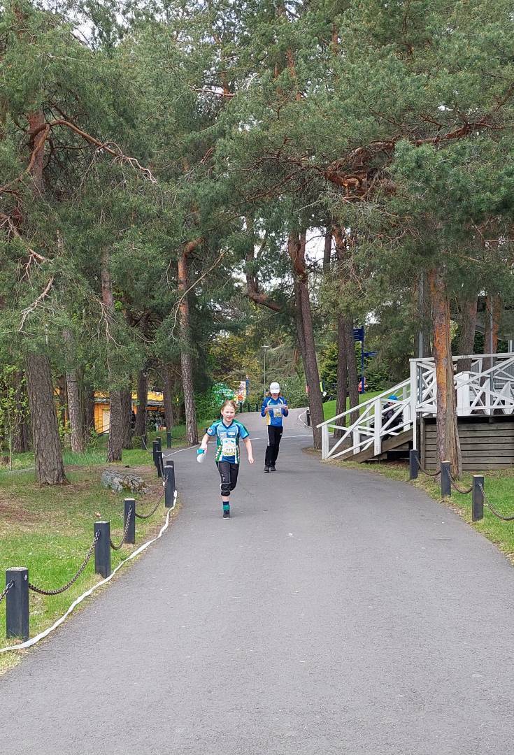 TAMMIKUUSSA TAPAHTUU