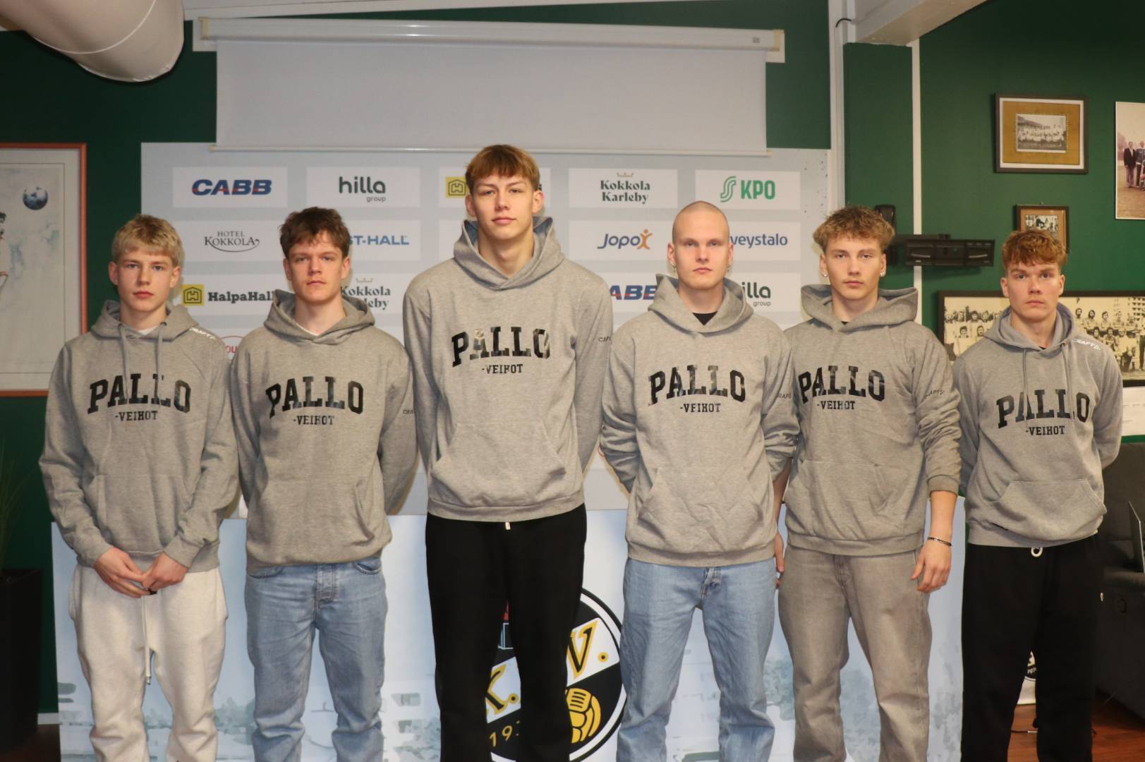 KPV teki pelaajasopimuksia