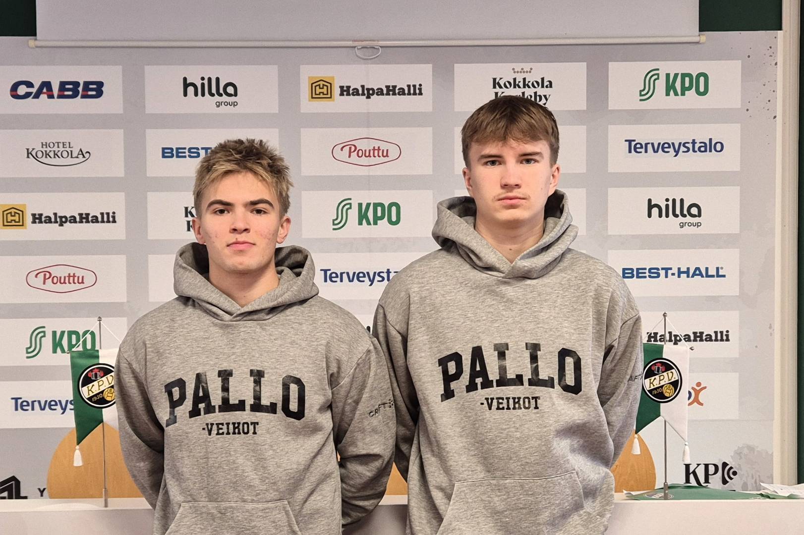 Pyhien aikana lisää sopimuksia