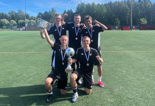 KPV-pelaajat vahvasti mukana puolustusvoimien mestarijoukkueessa