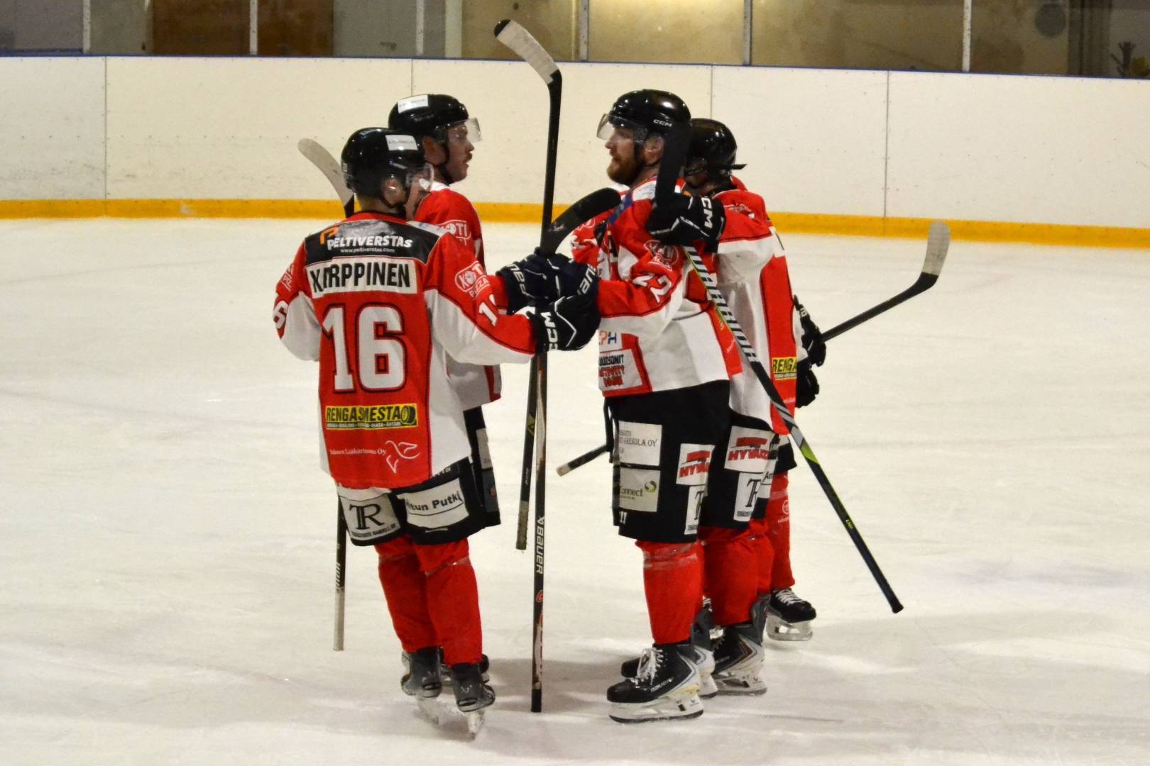 ​Ryhdille Maalahdessa taisteluvoitto