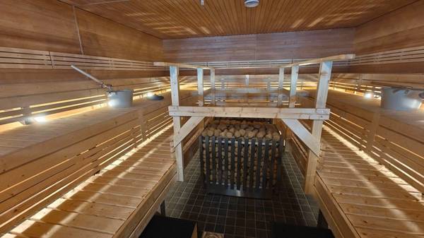 Kuuttien tutustumisretki Tanelinrannan uuteen saunaan 24.1.2026