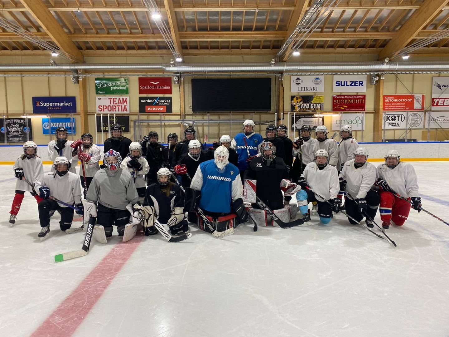 Tyttökiekon kiertopalkinto Hamina-Kotka Kiekkojunioreille!