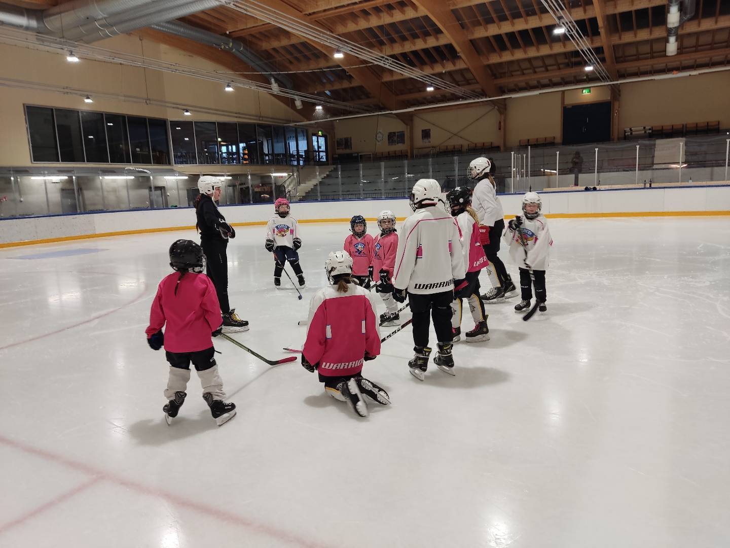 Girls Hockey Day-tapahtuma Haminan jäähallilla 24.10.2024!