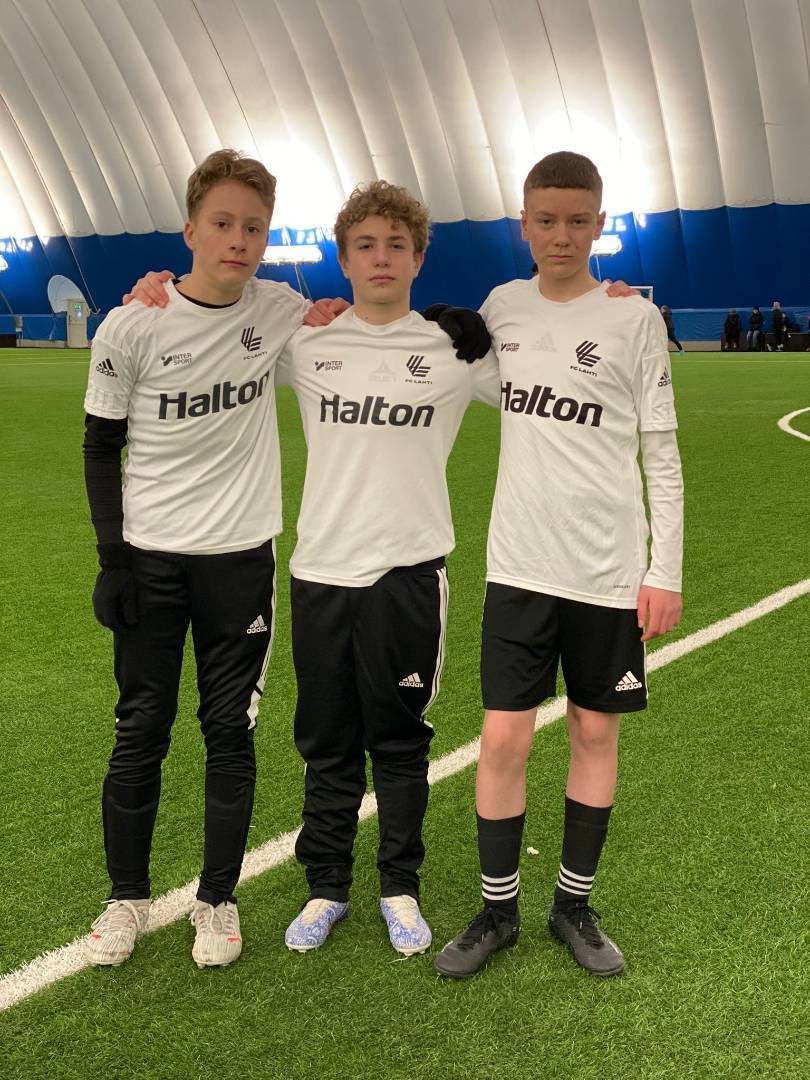 Rusu, Aleksi ja Jesse Barcelonan turnaukseen FC Lahti United P13 joukkueeseen 