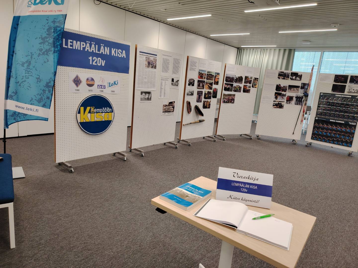 LeKin 120-vuotisvalokuvanäyttely nyt Lempäälän kirjastossa