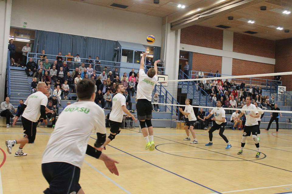 LeKi kohtaa Akaa-Volley harjoituspelissä Hakkarissa ke 22.8. klo. 17.45