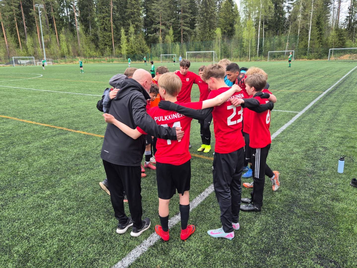 P10/11-joukkueen viikko oli täynnä taistelua, tunteita ja käänteitä