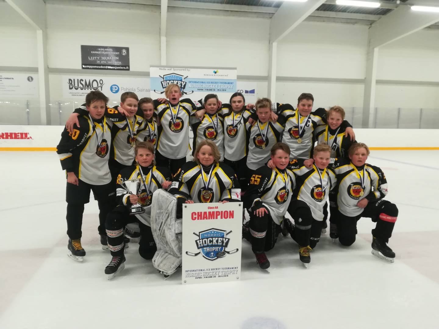 LKP 06-joukkue voittoon Nordic Hockey Trophy 2019 turnauksessa