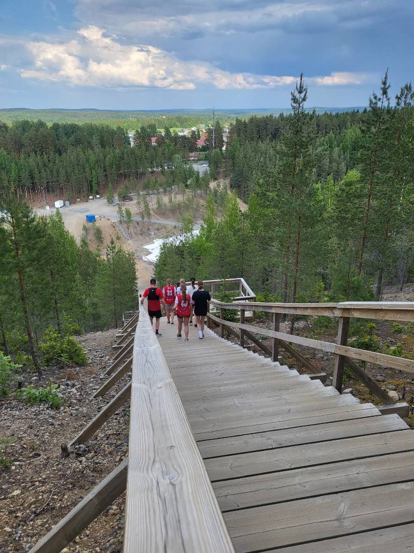 Kauden päättäjäisiä, vähän haikeina