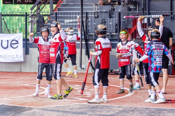 Traditional Finnish Baseball for Foreigners aged 7-12- years old