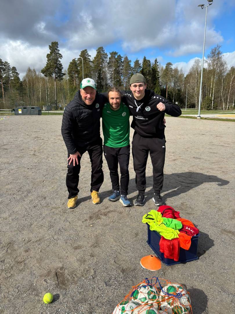 Edustusjoukkueen koulukiertue liikutti Maskun alakouluissa