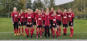 MuurY 07-09 Syntyneiden tyttöjen jalkapallo joukkue suuntaa Tampereelle T15 SM-lopputurnaukseen.!