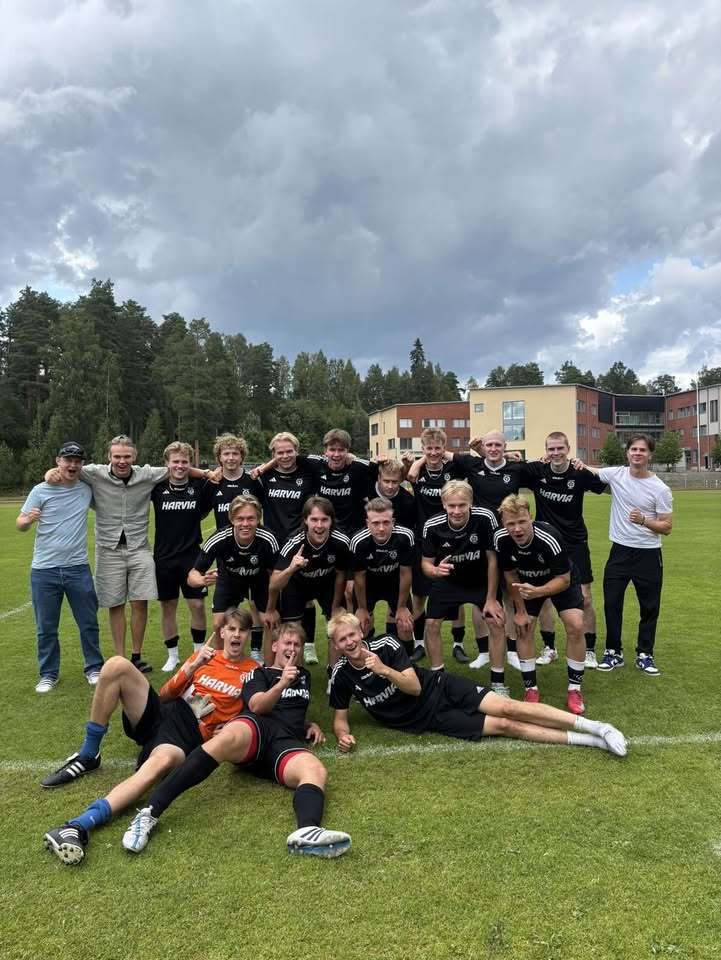 MuurY:n miesten edustusjoukkue Roots Cupin finaaliin!