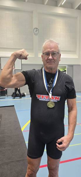 Vuoden 2026 ensimmäinen SM-mitali – Ari Lehtiselle penkkipunnerruksen SM-pronssia!