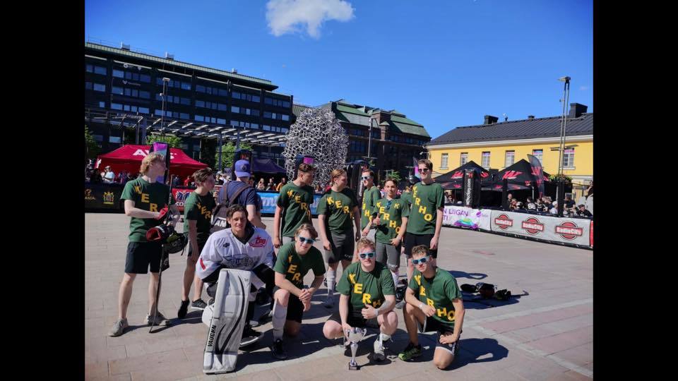OKK A team:lle Street Hockey harrastesarjan voitto