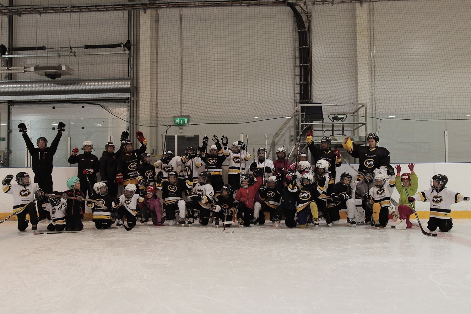 Girls' Hockey Day -päivää vietettiin sunnuntaina Raksilassa