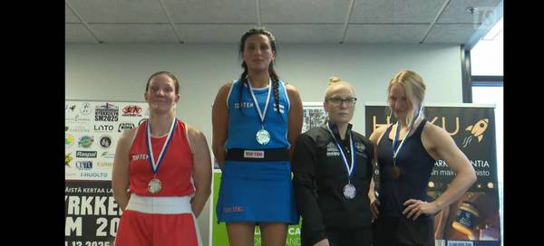 Hopeaa ja pronssia Oulun Tarmolle nyrkkeilyn aikuisten SM kisoista!