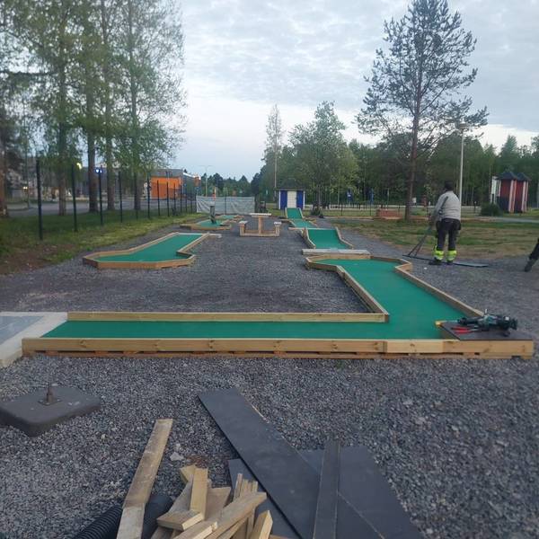 Nallikarin Minigolfilla huippu kesä!