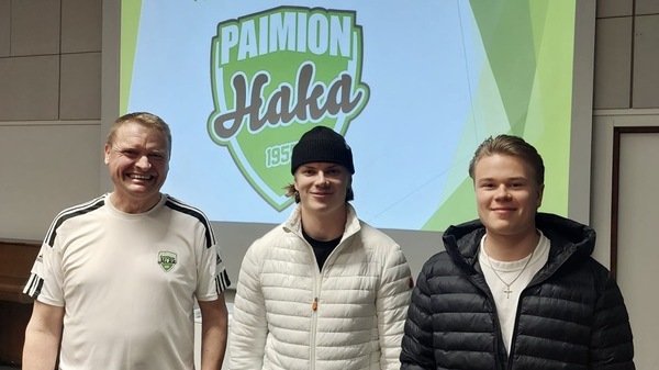 Miesten jalkapalloedustus uuteen muotoon