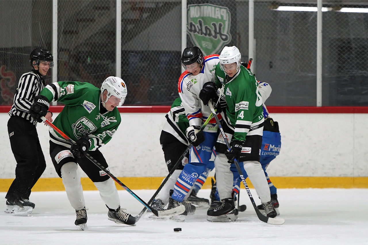 Hakalle kotipelissä karvas tappio