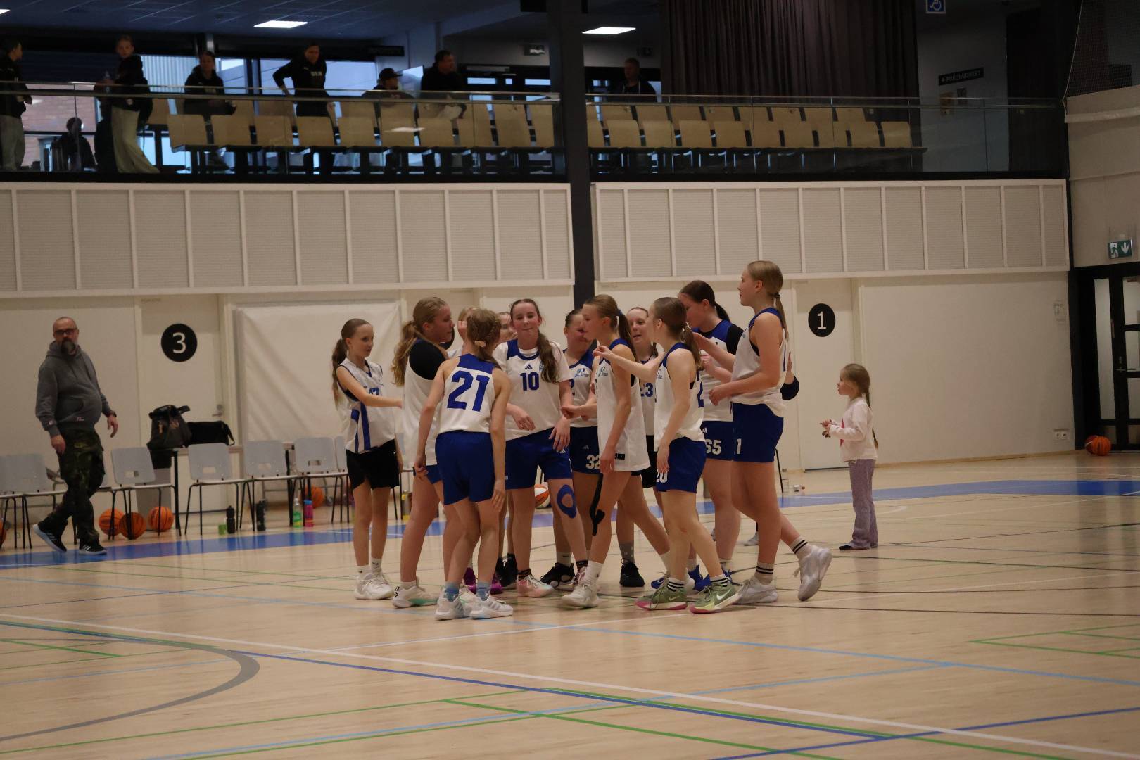 Wu14-tytöille voitto ja tappio kauden avauksessa Kaarinassa 11.10.2025