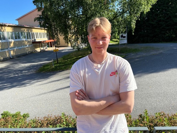 Lukolle toinen passari Jyväskylästä – Oskari Murtoniemi ihastui Kostiaan