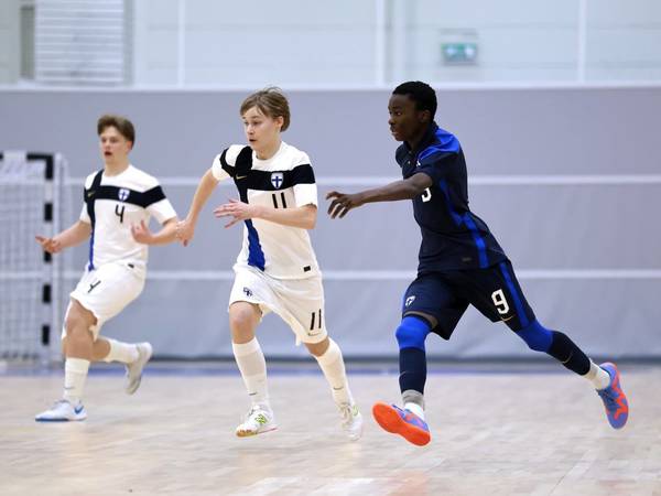 Apassiväriä Futsalin U19-poikien maajoukkueleirillä
