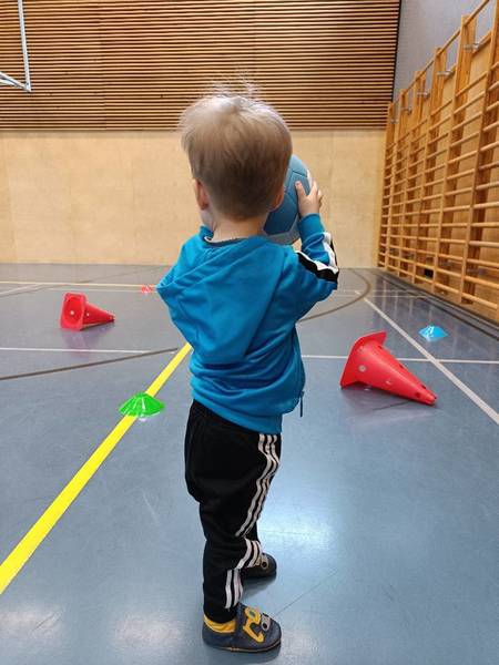 Syksy saapuu ja PerheFutis siirtyy sisälle liikkumaan