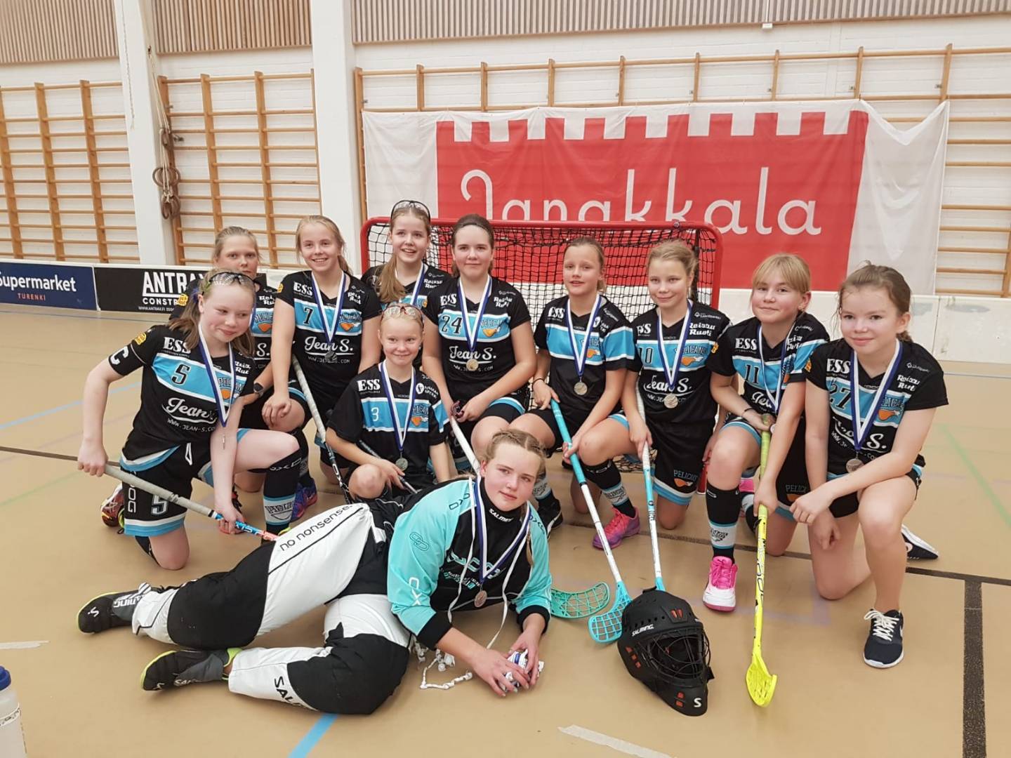 D-tytöt hopealle JFT-2019 turnauksessa 15.9.