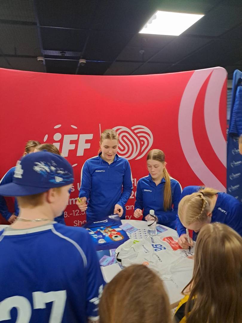 Bea ja Jenni U19 maajoukkueen mukana Puolassa