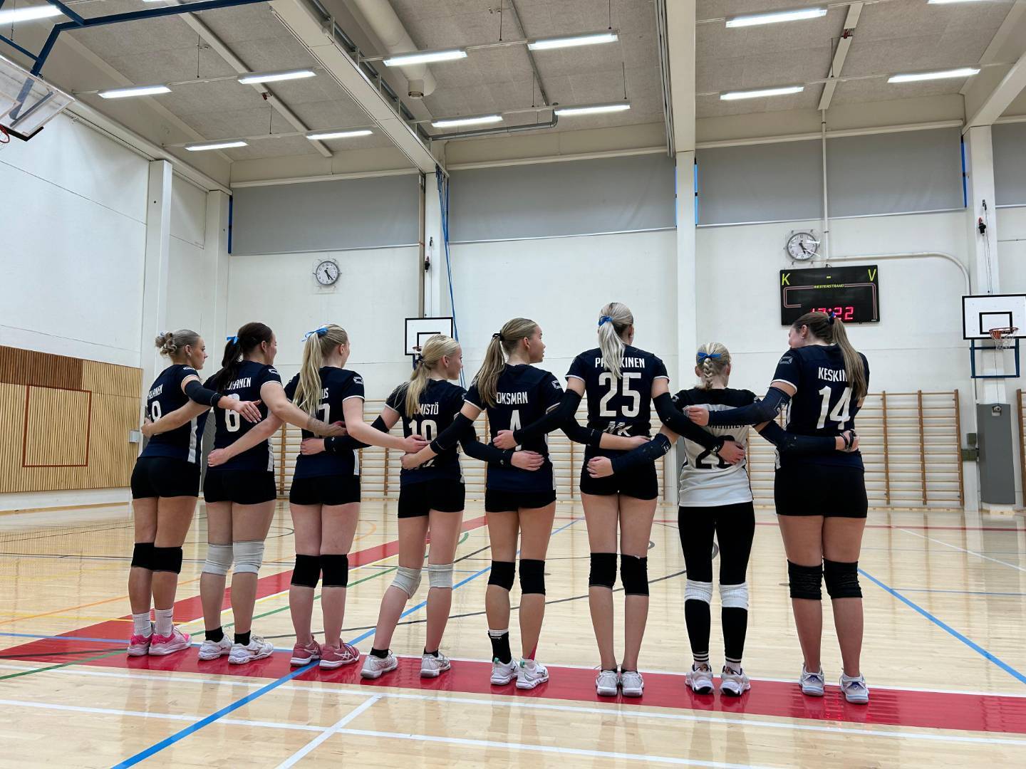 B-tytöt Blue kaudella 2025-2026