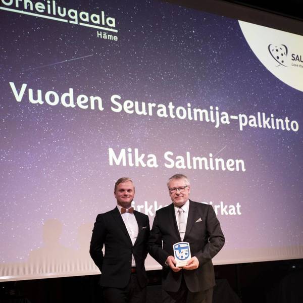 Mika Salminen palkittiin HLU gaalassa