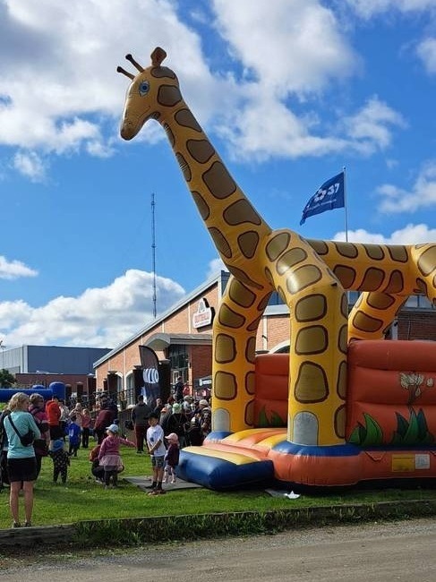OLVI-säätiön ja PK-37:n Pallo Pop-pelipäivä onnistuneesti takana