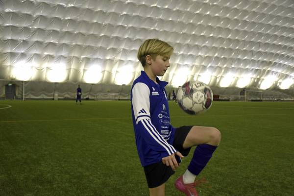 Pallo-Kerhon Aatos Tyni taituroi kolmanneksi taitokisoissa