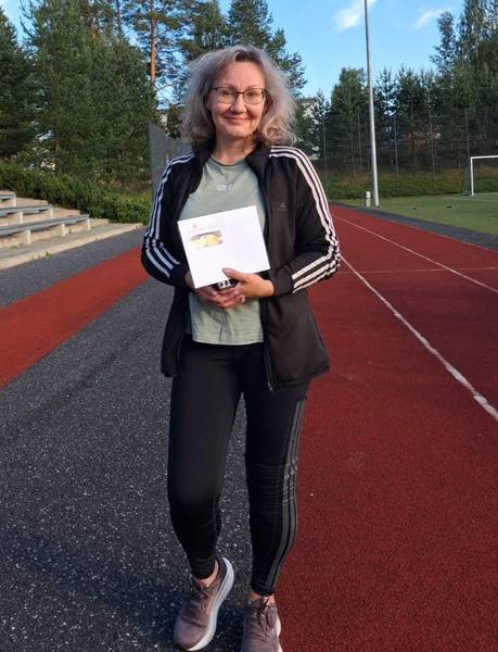 ​Kesäkuun kuukauden vapaaehtoinen on Elena Patrikainen – P12‑joukkueen taloudenhoitaja
